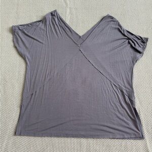 American Eagle Outfitters Light Purple V-Neck Tee